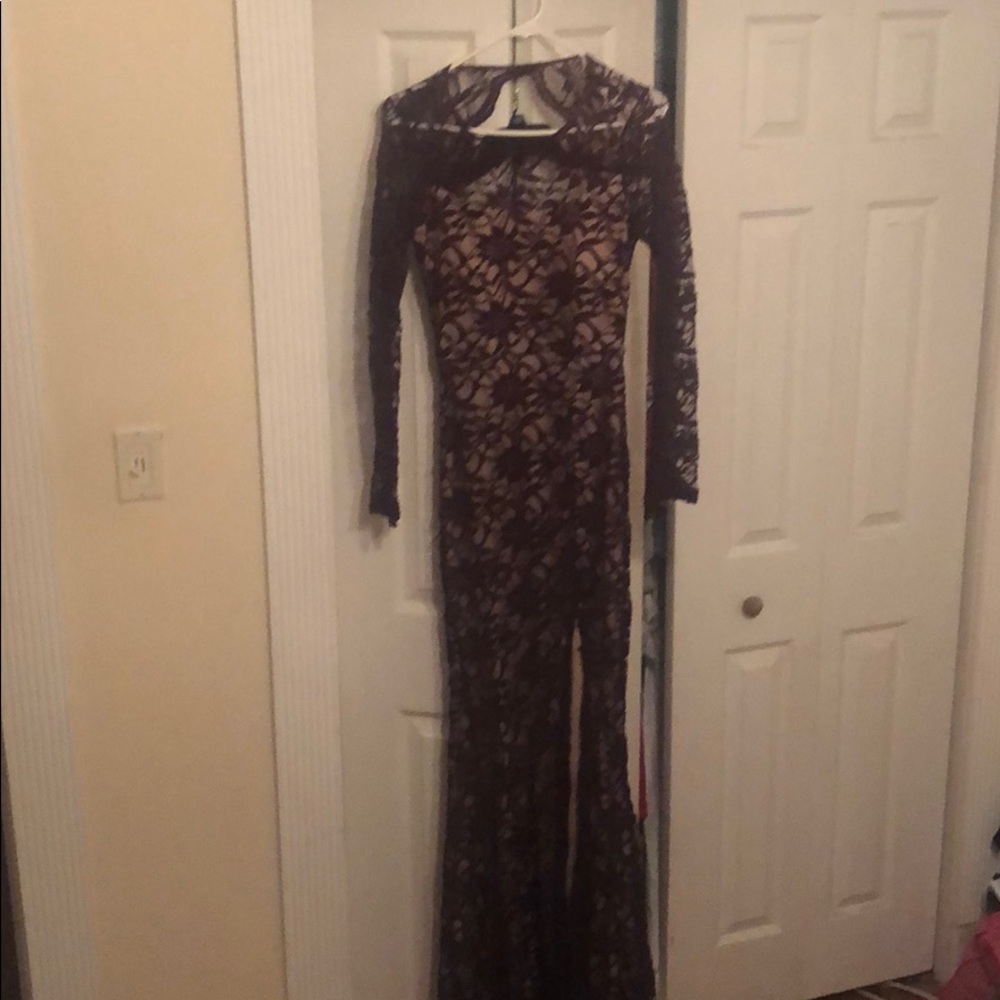 Windsor Ls Lace Gown With Open Back And Side Slit - image 3